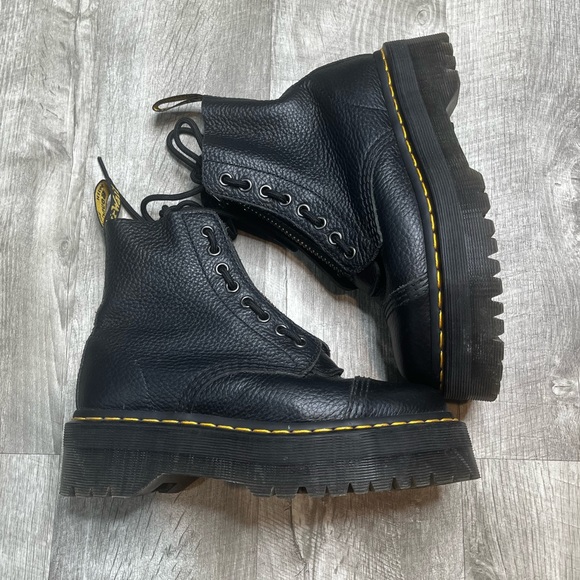 Dr. Martens Shoes - Dr.Martens Platform Zipper Leather Boots